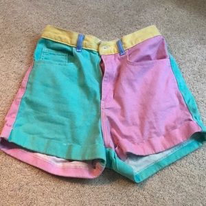 Color block shorts